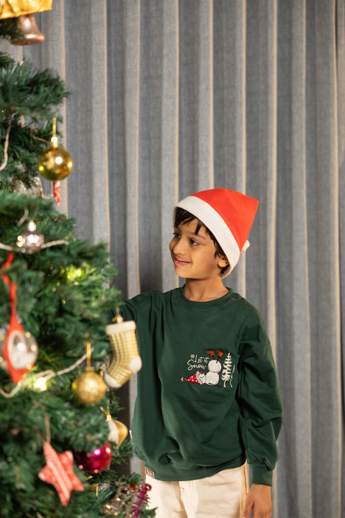 Holiday Snowman Embroidered Green Sweatshirt